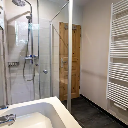 Heverstroem Heverstroem 2 * Böhl